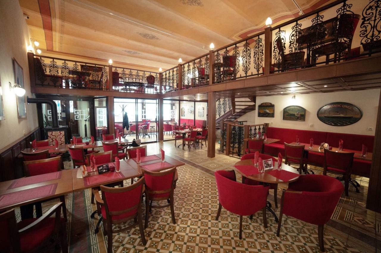 Hotel Bristol Banska Stiavnica Exterior photo