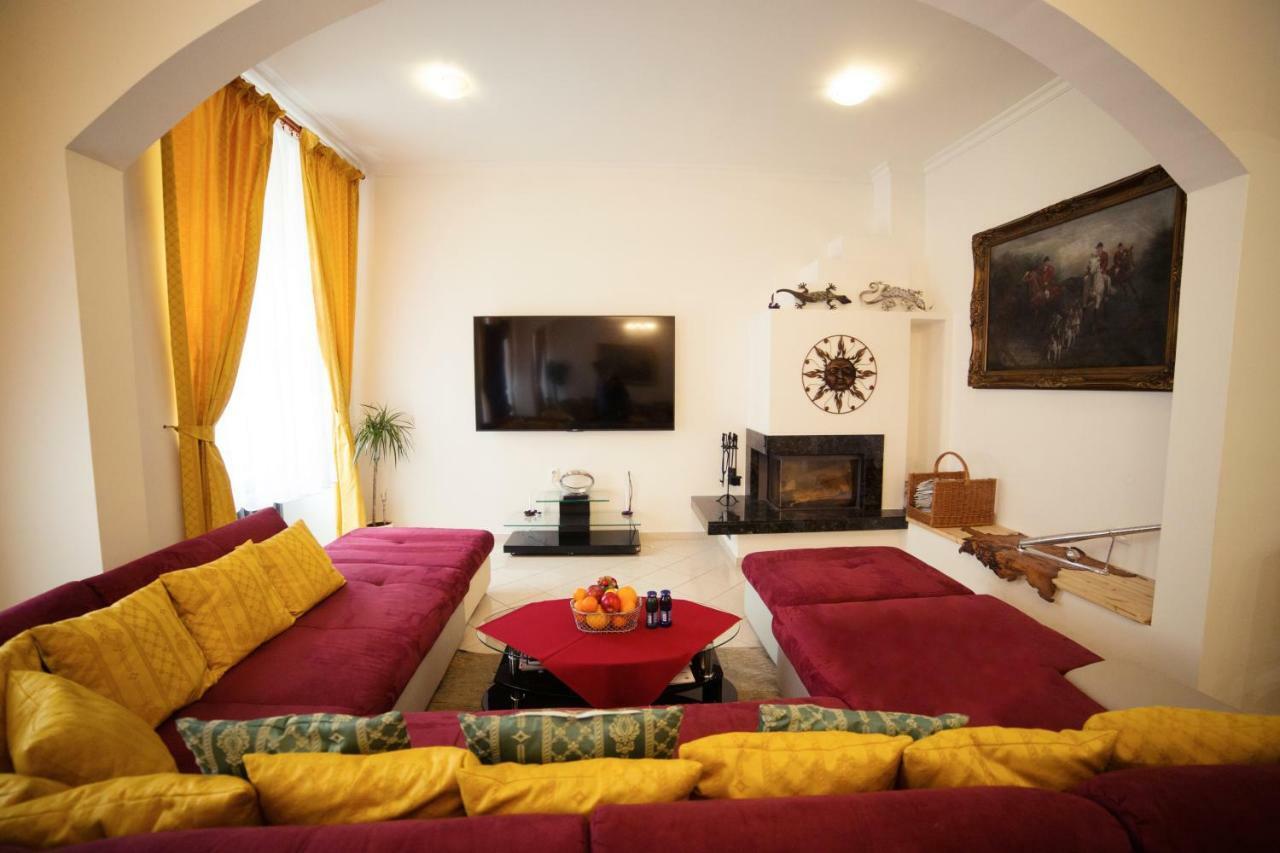 Hotel Bristol Banska Stiavnica Exterior photo