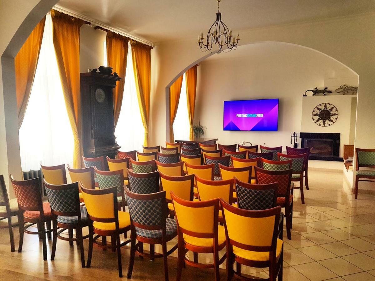 Hotel Bristol Banska Stiavnica Exterior photo