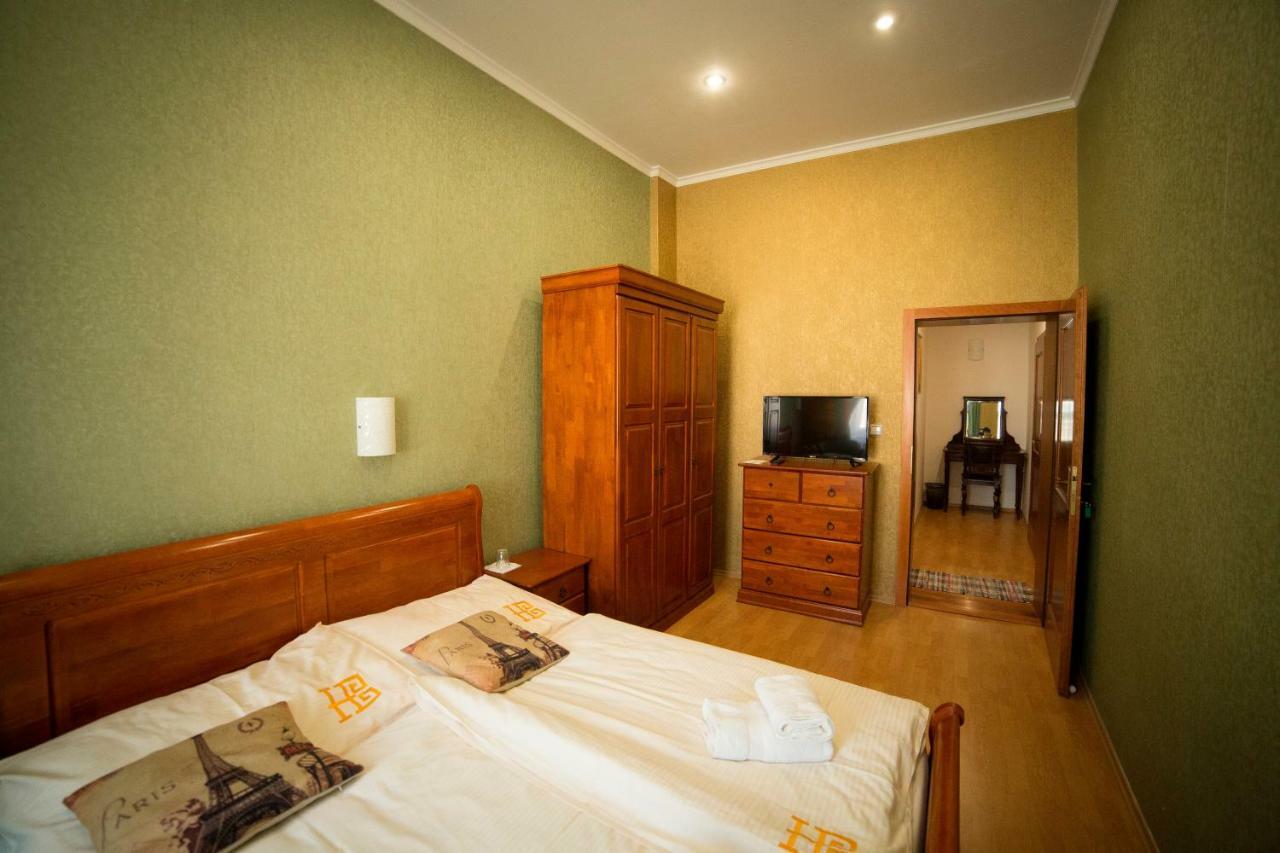 Hotel Bristol Banska Stiavnica Exterior photo